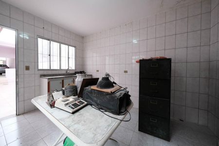Casa à venda com 201m², 2 quartos e 3 vagasEdícula