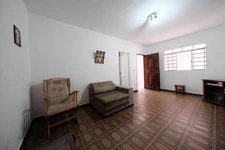 Casa à venda com 201m², 2 quartos e 3 vagasSala