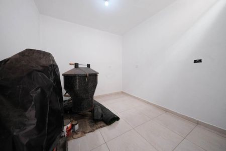 Casa à venda com 201m², 2 quartos e 3 vagasEdícula