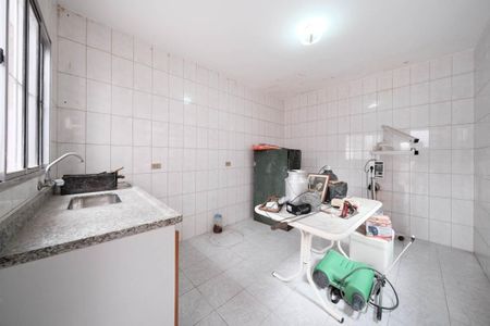 Casa à venda com 201m², 2 quartos e 3 vagasEdícula