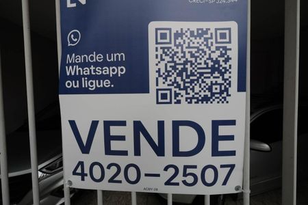 Casa à venda com 201m², 2 quartos e 3 vagasFachada