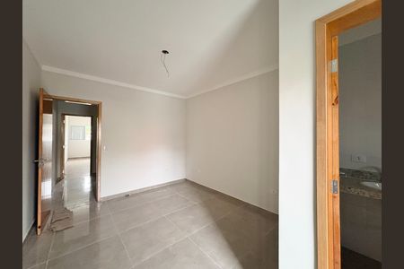 Suíte 2 de casa à venda com 2 quartos, 135m² em Vila Pereira Cerca, São Paulo