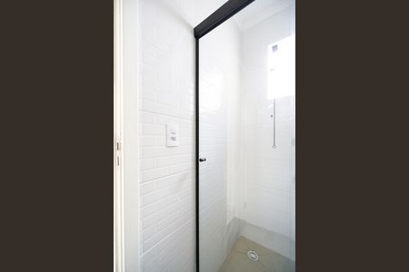 Casa de condomínio para alugar com 79m², 2 quartos e 1 vaga Casa de condomínio para alugar com 79m², 2 quartos e 1 vagaBanheiro da suíte 01