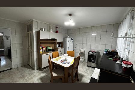 Casa à venda com 70m², 2 quartos e sem vaga Casa à venda com 70m², 2 quartos e sem vagaCozinha