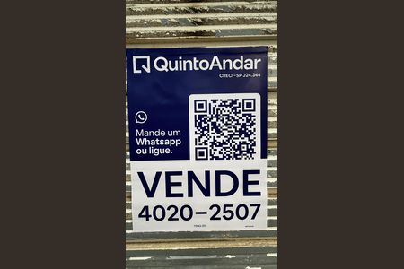Casa à venda com 70m², 2 quartos e sem vaga Casa à venda com 70m², 2 quartos e sem vagaFachada
