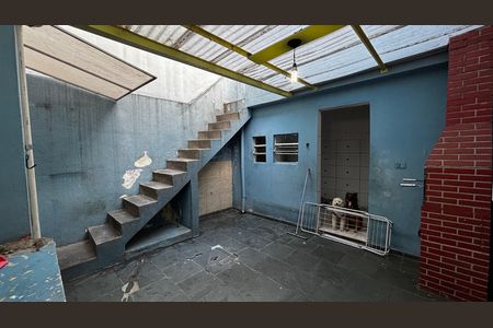Casa à venda com 70m², 2 quartos e sem vaga Casa à venda com 70m², 2 quartos e sem vagaQuintal