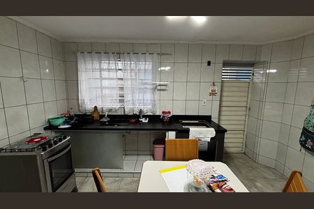 Casa à venda com 70m², 2 quartos e sem vaga Casa à venda com 70m², 2 quartos e sem vagaCozinha