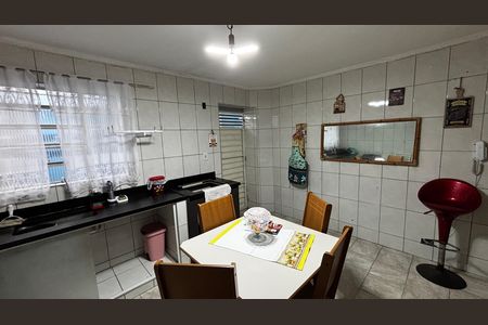 Casa à venda com 70m², 2 quartos e sem vaga Casa à venda com 70m², 2 quartos e sem vagaCozinha