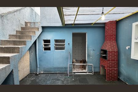Casa à venda com 70m², 2 quartos e sem vaga Casa à venda com 70m², 2 quartos e sem vagaQuintal