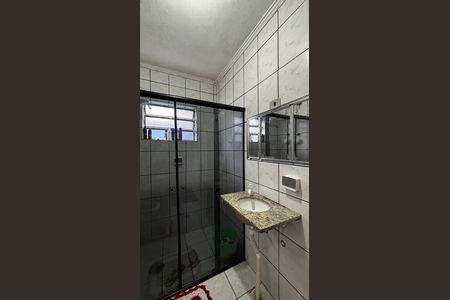 Casa à venda com 70m², 2 quartos e sem vaga Casa à venda com 70m², 2 quartos e sem vagaBanheiro
