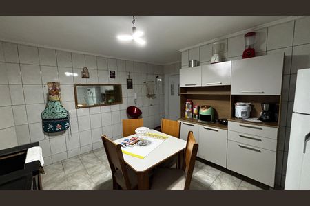 Casa à venda com 70m², 2 quartos e sem vaga Casa à venda com 70m², 2 quartos e sem vagaCozinha