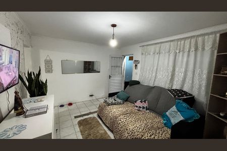 Casa à venda com 70m², 2 quartos e sem vaga Casa à venda com 70m², 2 quartos e sem vagaSala