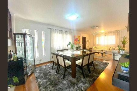 Casa à venda com 490m², 4 quartos e 4 vagas