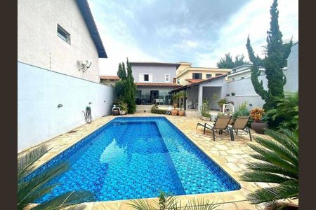 Casa à venda com 490m², 4 quartos e 4 vagas