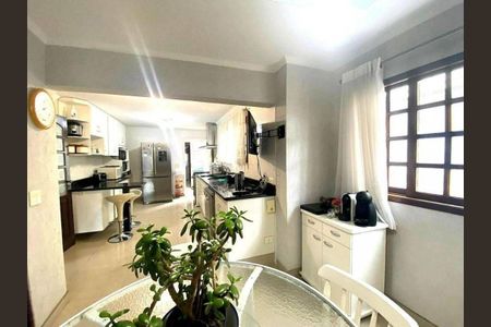 Casa à venda com 490m², 4 quartos e 4 vagas
