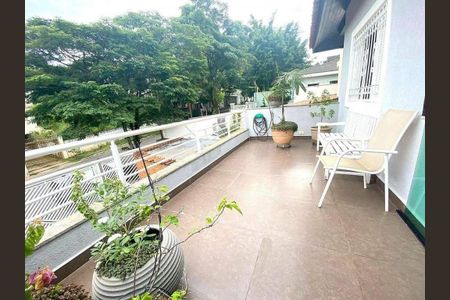 Casa à venda com 490m², 4 quartos e 4 vagas