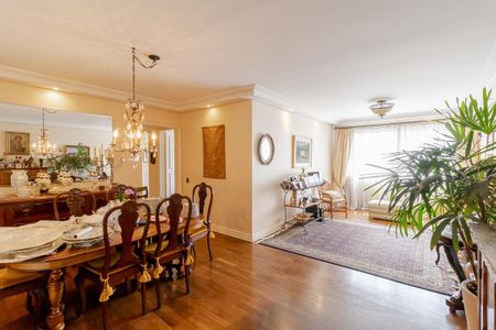 Apartamento à venda com 127m², 3 quartos e 1 vaga