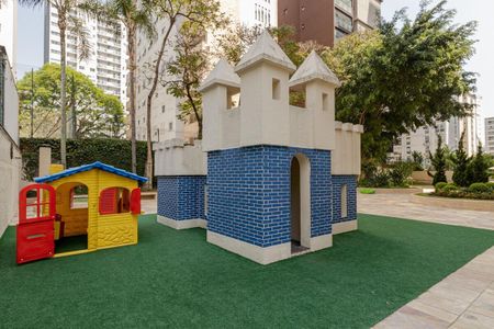 Apartamento à venda com 127m², 3 quartos e 1 vaga