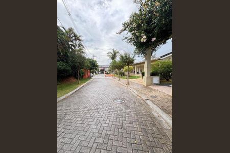 Casa à venda com 99m², 3 quartos e 2 vagas