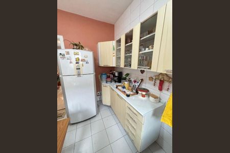 Casa à venda com 99m², 3 quartos e 2 vagas