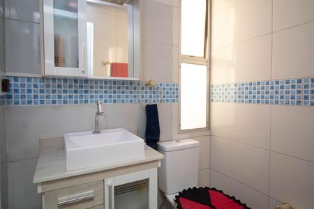 Apartamento à venda com 64m², 3 quartos e 1 vaga Apartamento à venda com 64m², 3 quartos e 1 vagaBanheiro