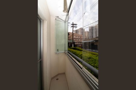 Varanda da Sala de apartamento à venda com 3 quartos, 64m² em Jardim Flor da Montanha, Guarulhos