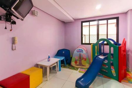 Apartamento à venda com 3 quartos, 68m² em Vila Bertioga, São Paulo
