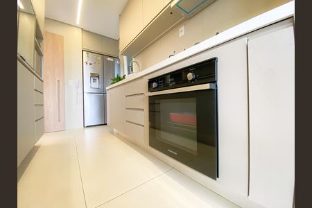 Apartamento à venda com 135m², 2 quartos e 2 vagas Apartamento à venda com 135m², 2 quartos e 2 vagasCozinha