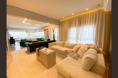 Sala de apartamento à venda com 2 quartos, 135m² em Água Branca, São Paulo