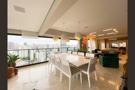 Sala de apartamento à venda com 2 quartos, 135m² em Água Branca, São Paulo