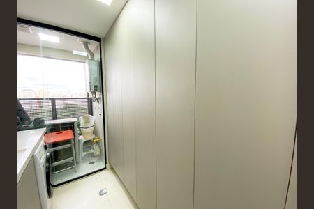 Apartamento à venda com 135m², 2 quartos e 2 vagas Apartamento à venda com 135m², 2 quartos e 2 vagasÁrea de Serviço