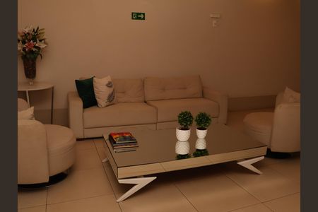 Apartamento para alugar com 163m², 2 quartos e 3 vagasHall social