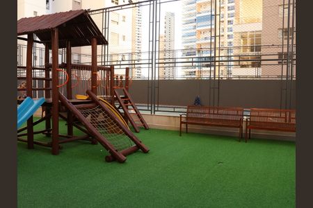 Apartamento para alugar com 163m², 2 quartos e 3 vagasÁrea comum - Playground
