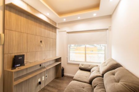 Sala de apartamento para alugar com 1 quarto, 30m² em Lindoia, Curitiba