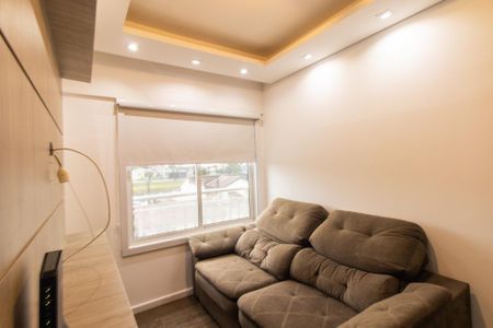 Sala de apartamento para alugar com 1 quarto, 30m² em Lindoia, Curitiba