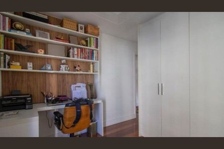 Apartamento à venda com 248m², 4 quartos e 5 vagas