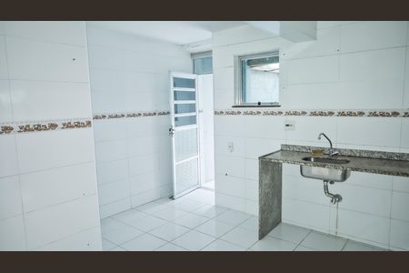 Apartamento à venda com 98m², 2 quartos e 1 vaga Apartamento à venda com 98m², 2 quartos e 1 vagaCozinha