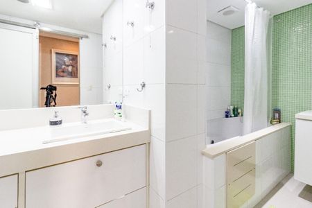 Apartamento à venda com 148m², 3 quartos e 4 vagas