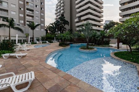 Apartamento à venda com 148m², 3 quartos e 4 vagas