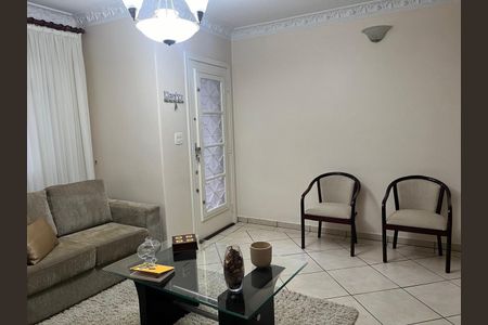 Casa à venda com 130m², 3 quartos e sem vaga