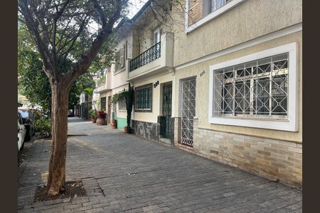Casa à venda com 130m², 3 quartos e sem vaga