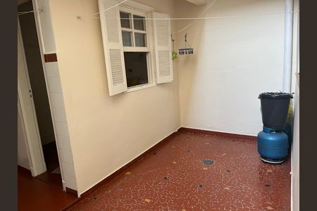 Casa à venda com 130m², 3 quartos e sem vaga