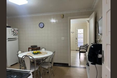 Casa à venda com 3 quartos, 130m² em Pompeia, São Paulo