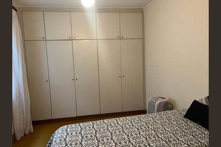 Casa à venda com 130m², 3 quartos e sem vaga