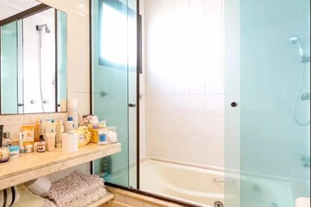 Apartamento à venda com 125m², 4 quartos e 3 vagas
