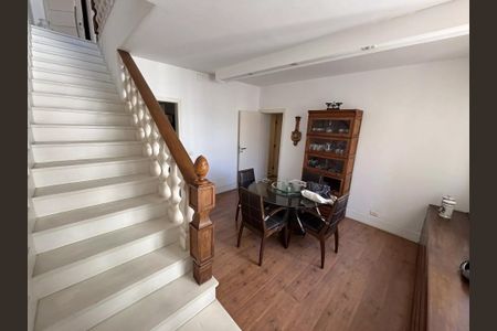 Apartamento à venda com 204m², 2 quartos e 1 vaga