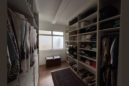 Apartamento à venda com 204m², 2 quartos e 1 vaga