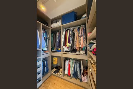 Apartamento à venda com 180m², 4 quartos e 2 vagas