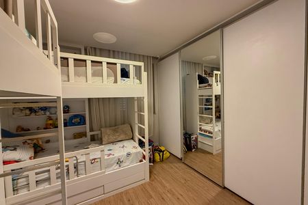 Apartamento à venda com 180m², 4 quartos e 2 vagas