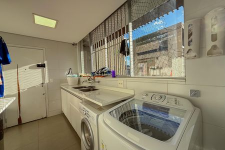 Apartamento à venda com 180m², 4 quartos e 2 vagas
